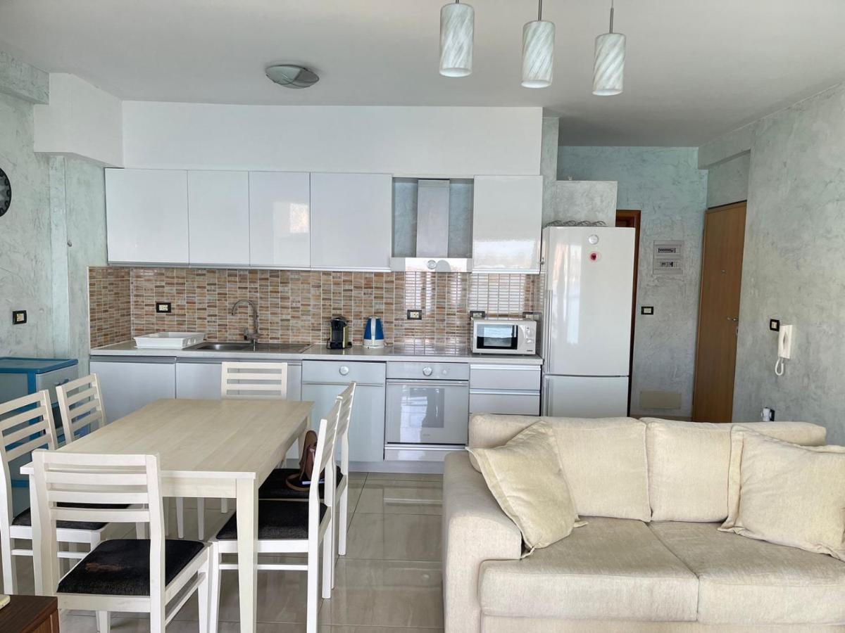 1-Stunning Sea View Apartments! Sarandë Eksteriør billede